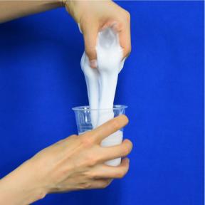 科学工作教室「ふわふわスライム」