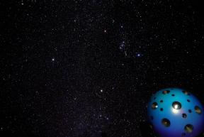 生解説「プラネタリウムリニューアル 特別プログラム すごいプラネタリウムがやってきた!!」